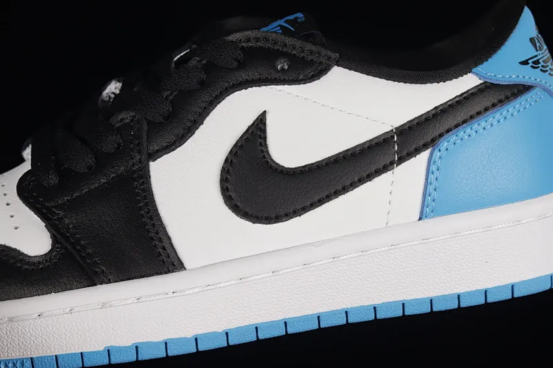 All categories Air Jordan Jordan series basketball shoes Air Jordan 1 Low Z version Air Jordan 1 Low "UNC" AJ1 Joe 1 blue and white low-top casual sneakers CZ0790-104